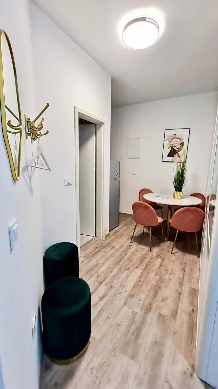 Ljubljana Central Lux Apartment With Free Parking Екстериор снимка
